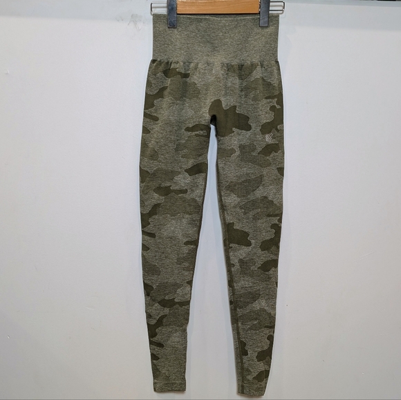 JED NORTH | Women's Olive Camo High-Waisted Skinny Full Length Seamless Leggings - Picture 4 of 8